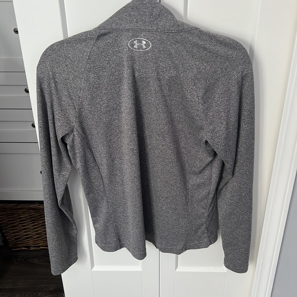 Woman’s dark gray under Armour zip up - Picture 2 of 2